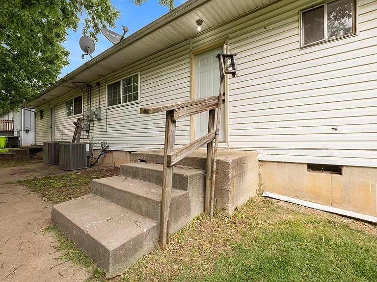 514 Maier Dr — Photo 24