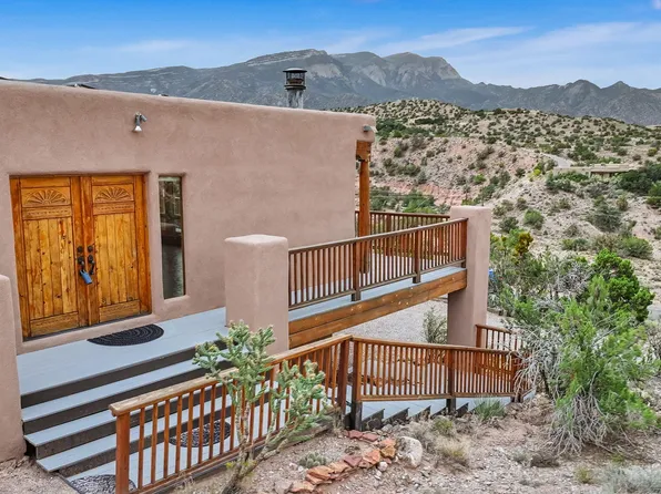 2 Cueva Canyon Rd, Placitas, NM 87043