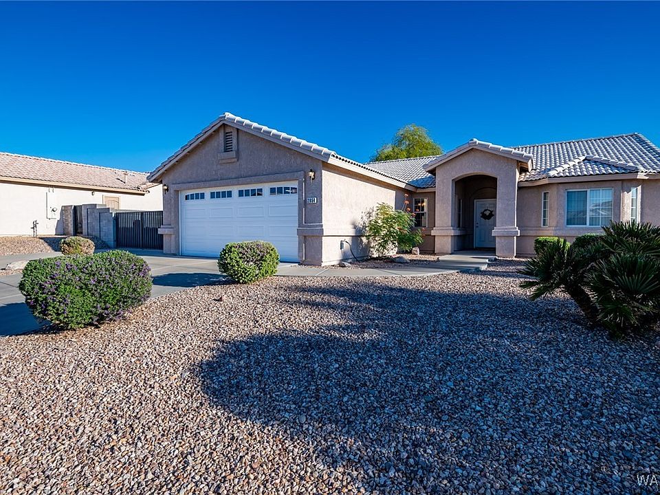 1st image of 2854 Desert Arroyo Lane