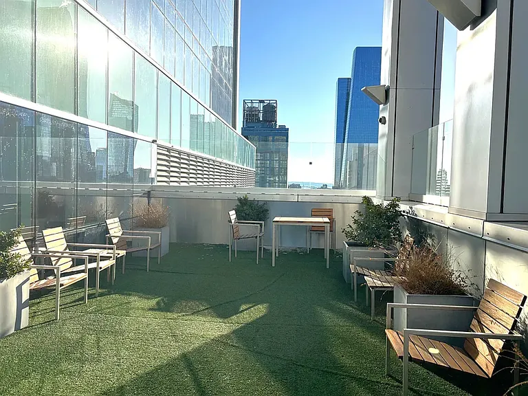350 W 42nd St #19ED — Photo 13