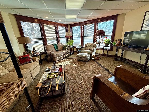3rd image of 103 Park Ave