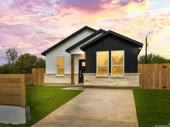 135 Sligo, San Antonio, TX 78223