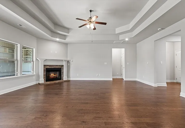 220 Dinner Tree Sq — Photo 6