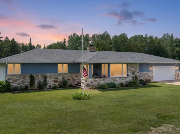 4961 D Rd, Bark River, MI 49807