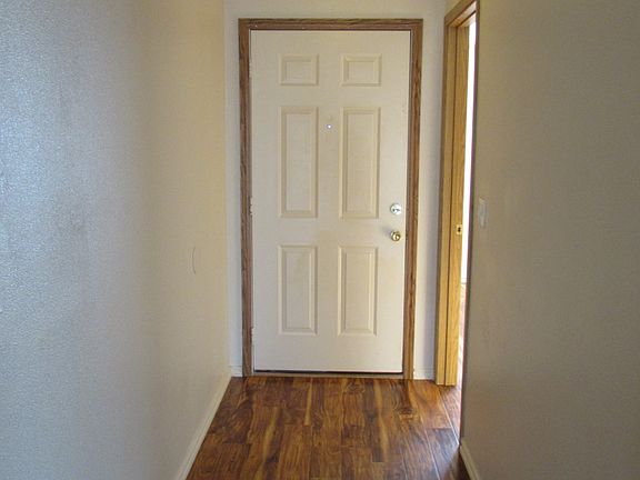 3rd image of 126 Adams Dr APT B