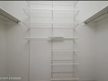 5th image of 3660 N Lakeshore Dr #505