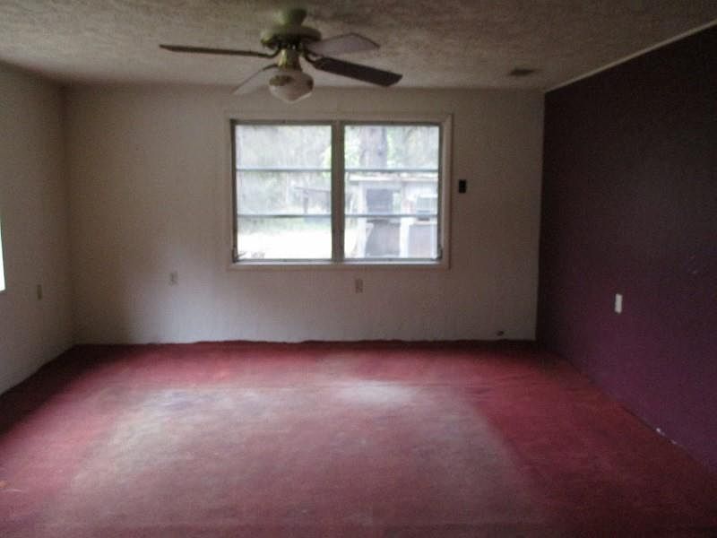 2nd image of 355 Godley Rd