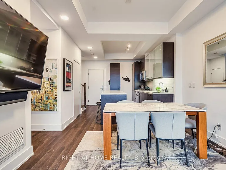 66 Kippendavie Ave #409 — Photo 17