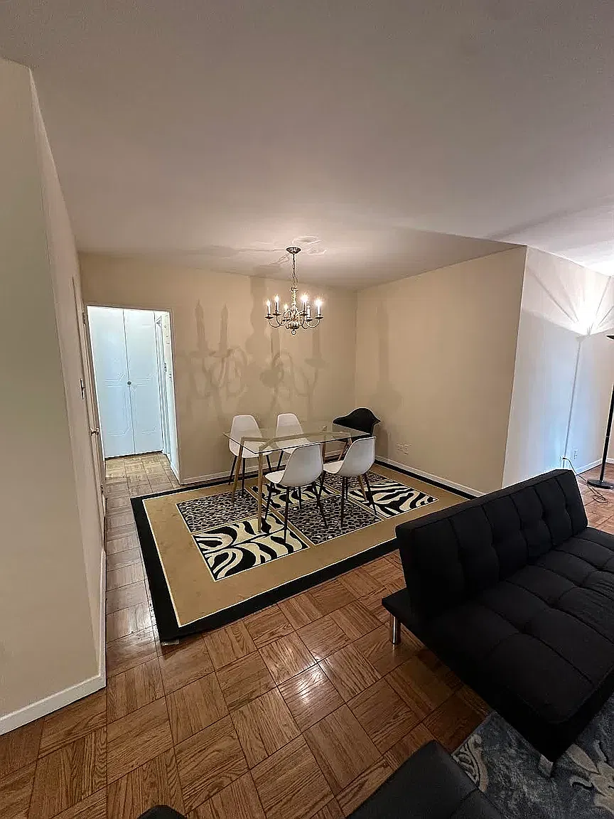 400 East 56th Street — Photo 2