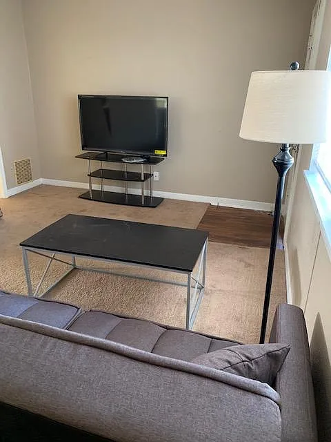 2 bed, 792 sqft, $975 — Photo 4