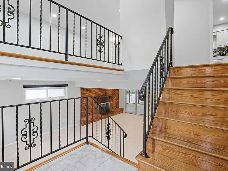 5023 King Richard Dr — Photo 6