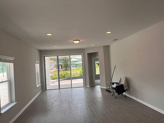 2nd image of 265 Wineberry Ln