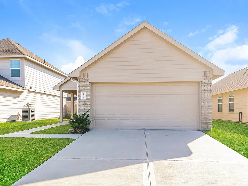 2551 Westslope Dr