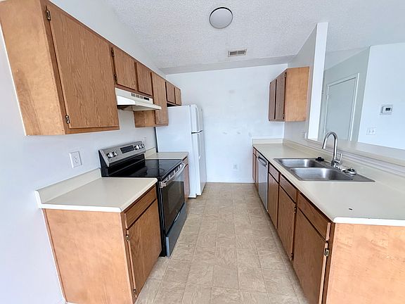 4th image of 110 Summerchase Rd APT 5