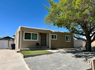 405 67th St SW, Albuquerque, NM 87121