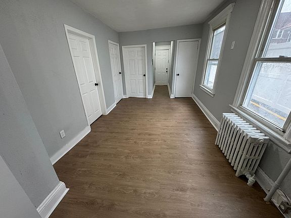 4th image of 448 Springdale Ave #1AA