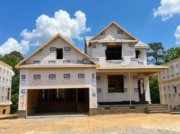 121 Cinnabar St, Clayton, NC 27527