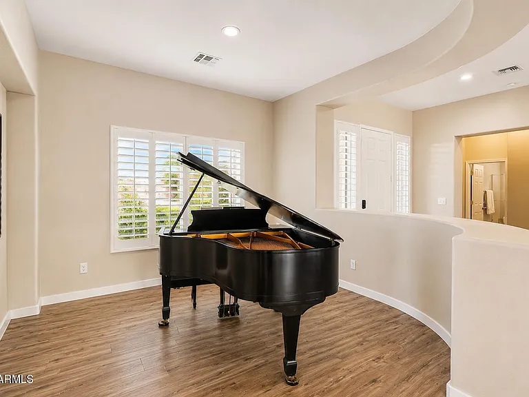 41705 N Maidstone Ct — Photo 12