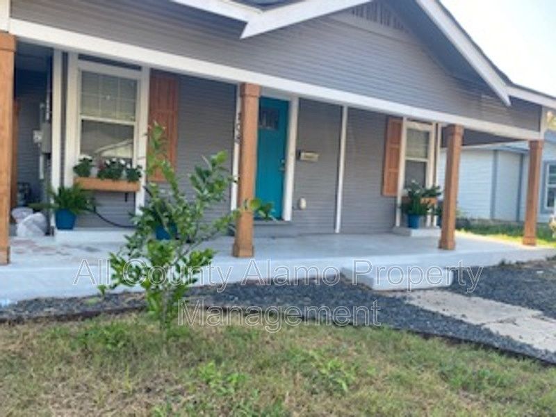 1st image of 108 Heflin Ct