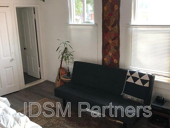 2nd image of 1263 N Clarkson St #4