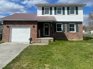 916 Doncaster Ave, Middlesboro, KY 40965