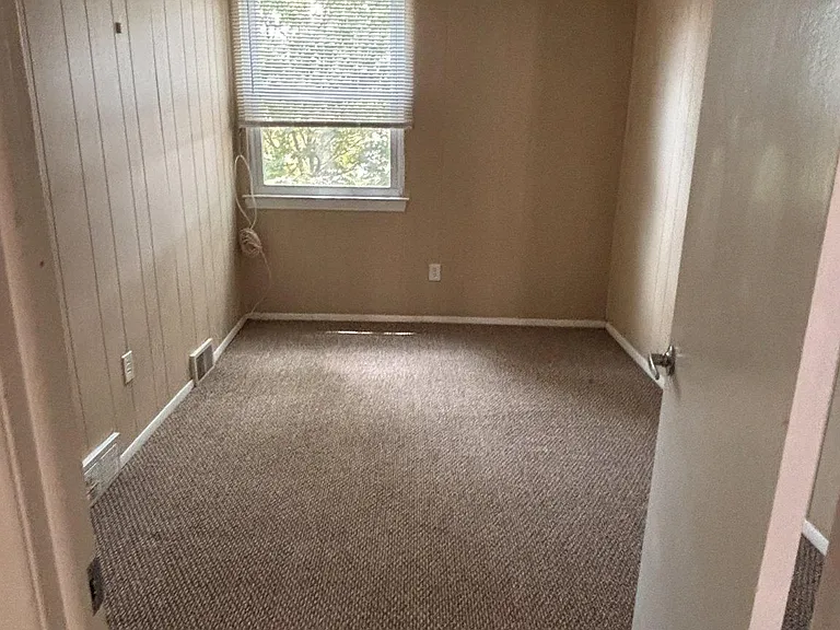 1730 Borbeck Ave #2F — Photo 21