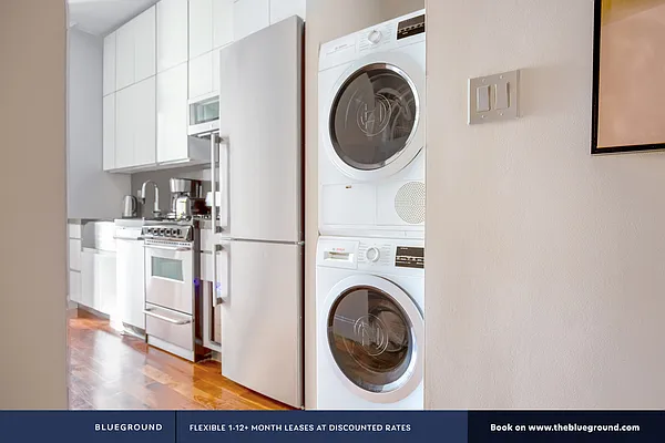 Rented by The Blueground | media 70