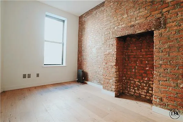 Rented by DSA Realty | media 9