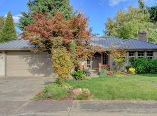 713 Sandra Ln, Central Pt, OR 97502