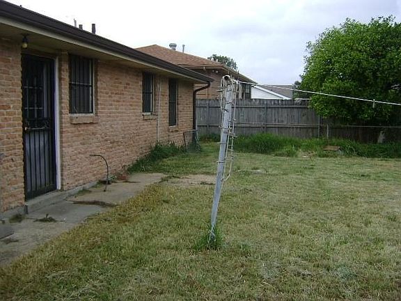 5th image of 2200 Lauradale Dr