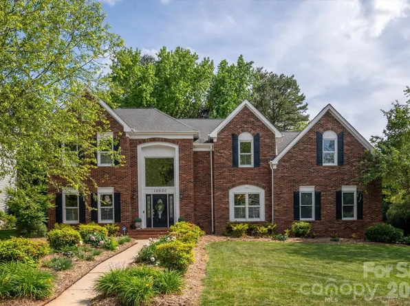 10900 E Jordan Rae Ln, Charlotte, NC 28277