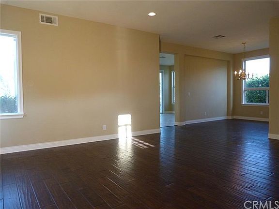 4th image of 1028 S Silver Star Way