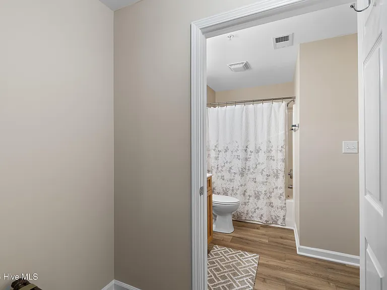 3350 Club Villas Dr #2103 — Photo 23
