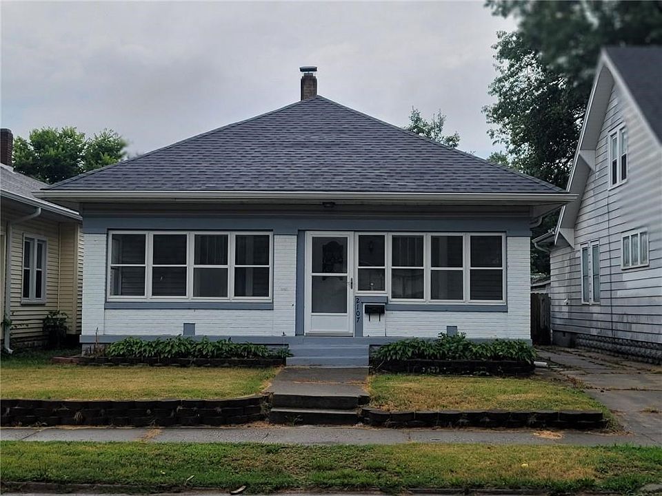 1st image of 2107 Crawford St