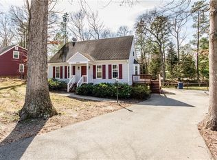 8700 Sunset Knoll Rd, North Chesterfield, VA 23237
