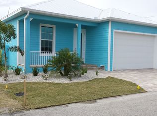3075 Trawler Ln, Saint James City, FL 33956