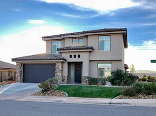 1097 N Lesa Ln, Washington, UT 84780