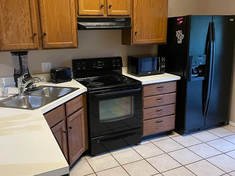 116 Reserve Cir #208 — Photo 7