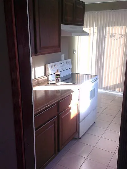 22012 Logue Ave — Photo 5