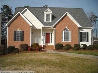4091 Benton Creek Dr, Winston Salem, NC 27106