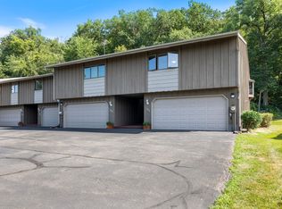 164 Kingswood Dr, Red Wing, MN 55066