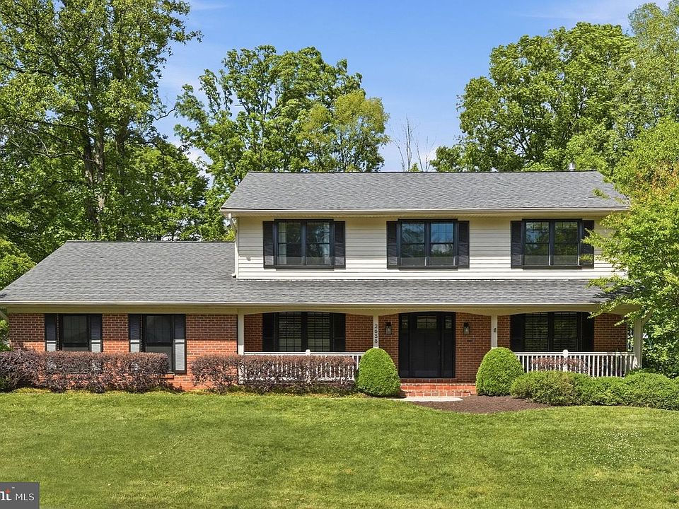 1st image of 2638 Oakton Glen Dr