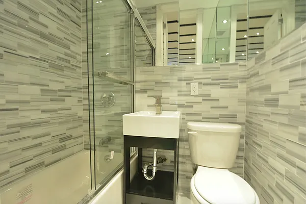 Rented by Keller Williams NYC | media 6