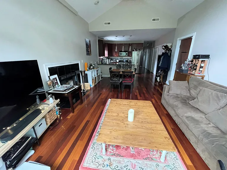 1509 N Artesian Ave #3 — Photo 8