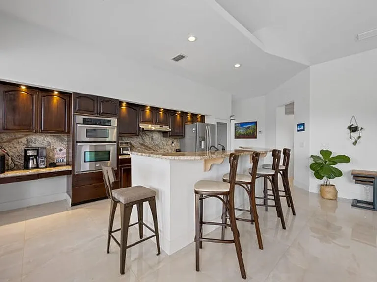 8738 Marlamoor Ln — Photo 6