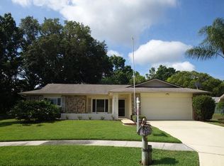 2902 Macalpin Dr S, Palm Harbor, FL 34684