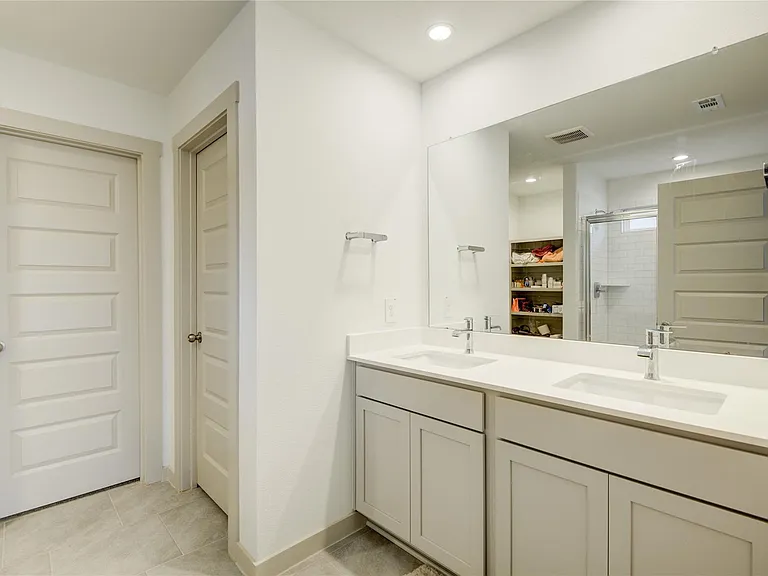 3530 Terrace Landing Ct — Photo 21