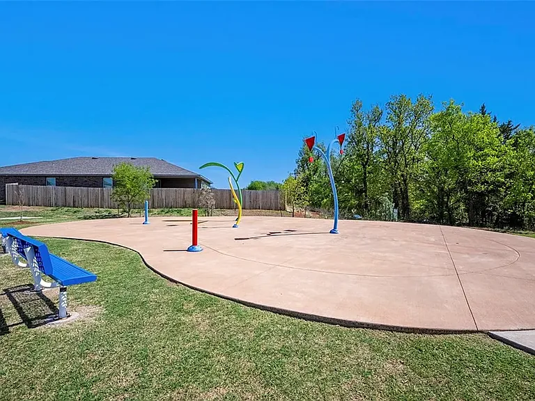 12512 Bending Brook Dr — Photo 22