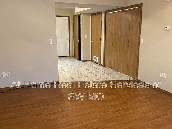 3rd image of 1503 W Frosty Dr APT 3