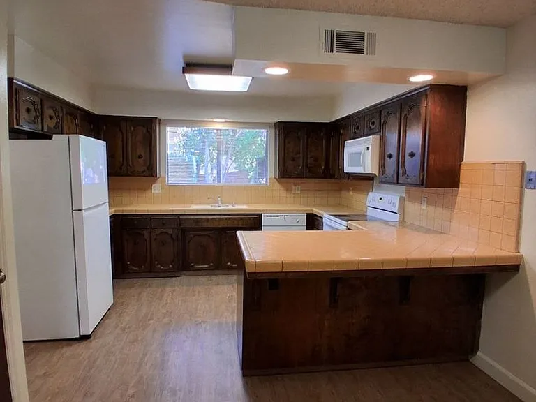 6061 N Bungalow Ln #102 — Photo 7